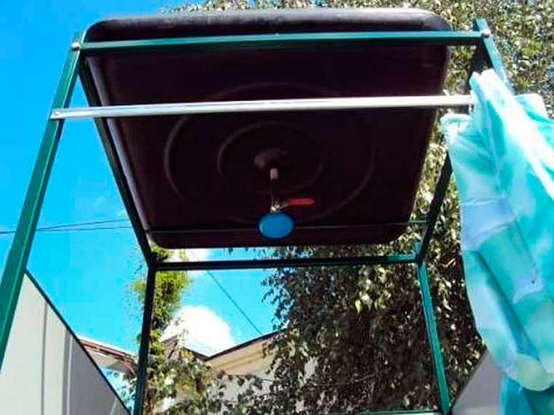 Как выбрать емкость для летнего душа