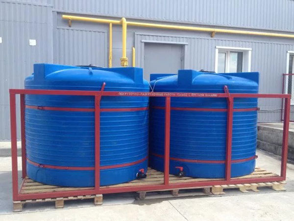 Пластиковые емкости КАС для жидких удобрений