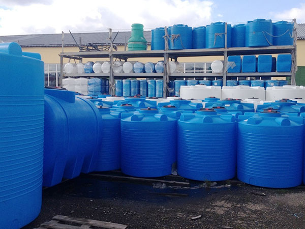 Пластиковые емкости