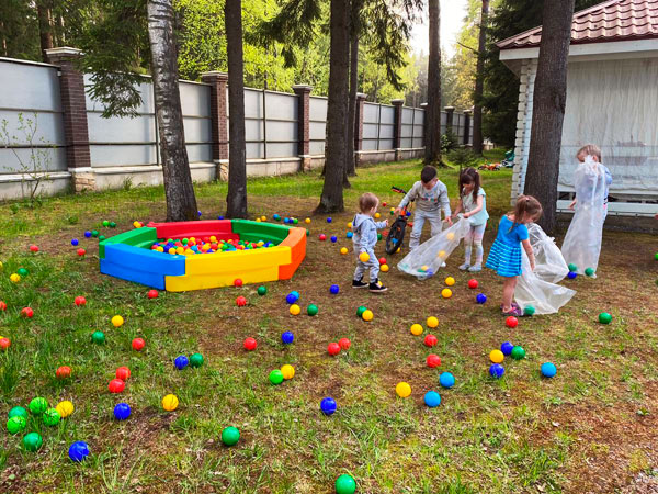 Детская песочница из пластика﻿﻿