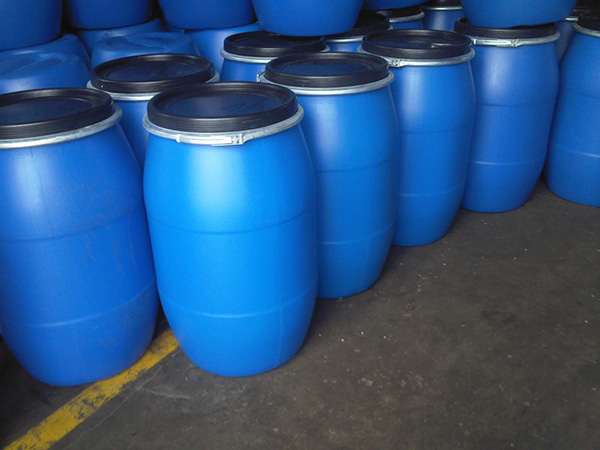 Бочка для полива на даче