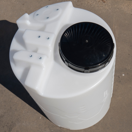 Дозировочная емкость 100 литров живое фото 5 вид сверху