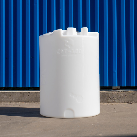 Дозировочная емкость 100 литров живое фото 2 вид сзади