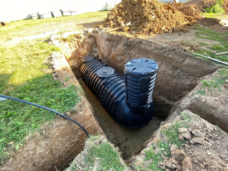 Фото подземной модульной емкости 9000 литров в котловане